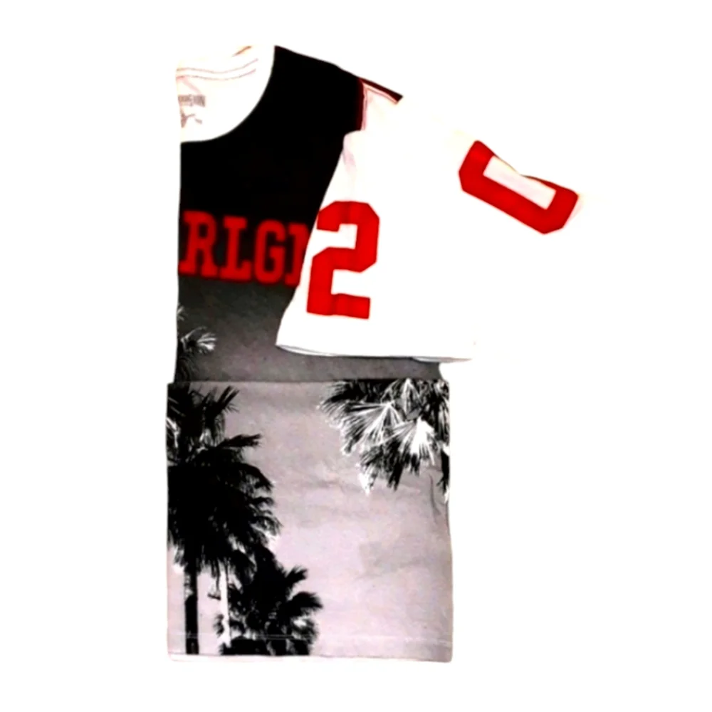 True Religion Graphic White Shortsleeve T-Shirt. Men's Size: Medium. NWOT.